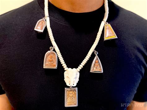 Malaysian Thai Amulet Necklaces: A Beautiful Blend of Art and Spirituality